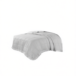 Couverture de lit matelassée en polyester, alternative au duvet, surdimensionnée, unie, toutes saisons, lavable en machine - Product Image 1
