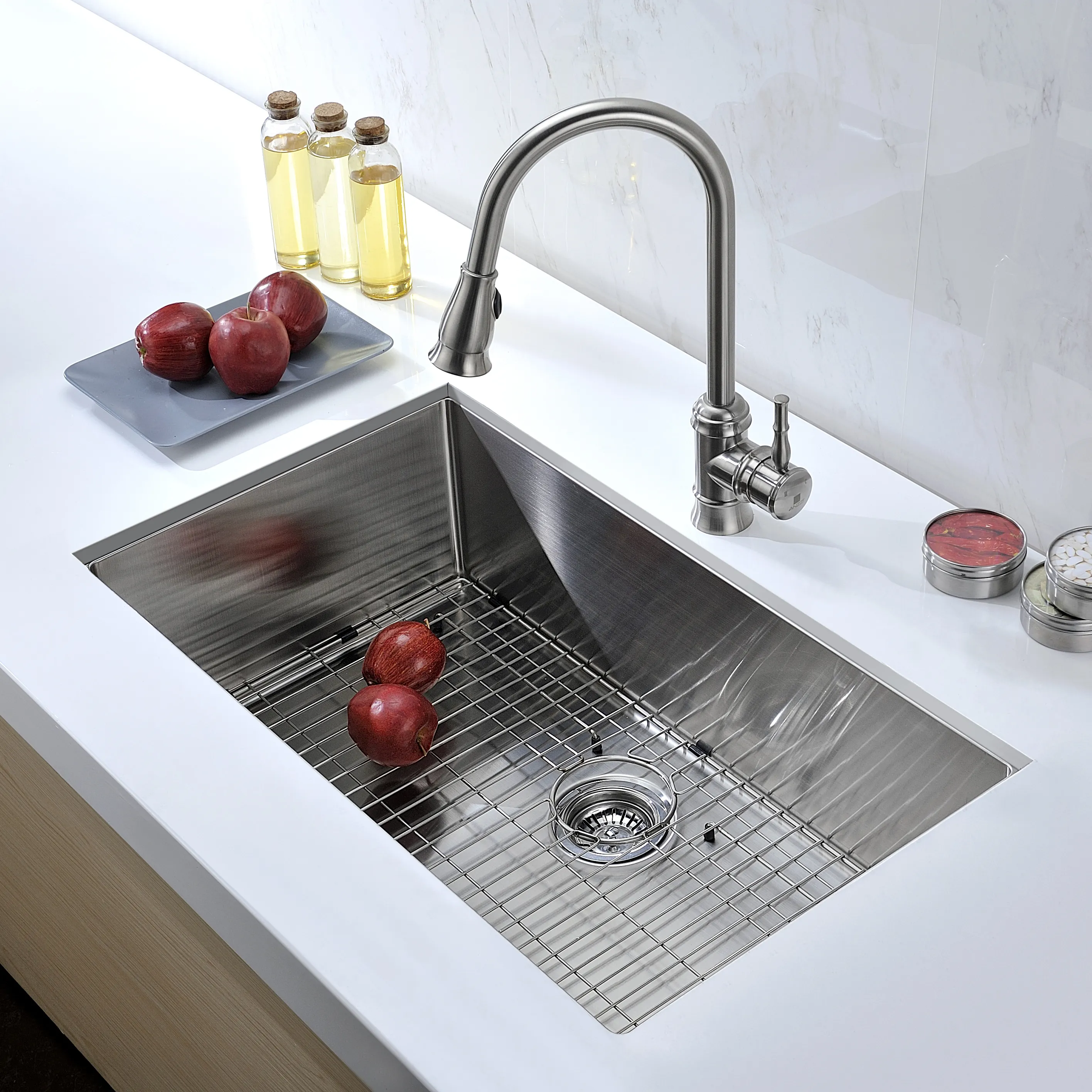 Kitchen Sink Undermount Customization Color Black Yellow Red Sale Modern Style Stainless Steel 304 With Faucet
