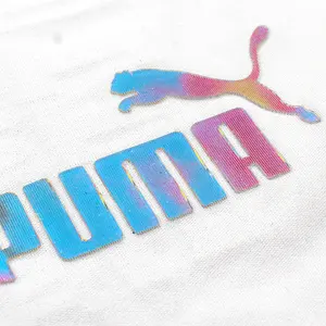 T-shirt tempel desain stiker Patch Label pakaian vinil Logo transfer panas kustom untuk baju Label cetak silikon 3d