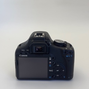 กล้อง <span class=keywords><strong>Canon</strong></span> <span class=keywords><strong>EOS</strong></span> <span class=keywords><strong>500D</strong></span> Rebel T1i พร้อมเลนส์ 18-55 มม. - ปรับสภาพเหมือนใหม่ - ความละเอียด 15.1MP ถ่ายวิดีโอ 1080P กล้อง DSLR สำหรับมือใหม่ ชุดกล้องสำหรับ Vlogging - Product Image 3