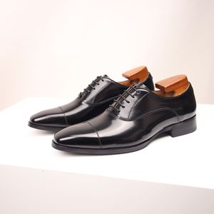 Zapatos Oxford negros con punta en pico y cordones, para todas las estaciones, suela de goma, envío directo - Product Image 1