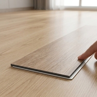Vinylboden 100% Wasserdicht 4mm 5mm SPC Vinyl-Bodenbelag Planke mit Klicksystem Rutschfeste Oberfläche für Innenbereich Grafikdesign