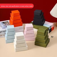 Boîte à bijoux magnétique multicolore vibrante pour le rangement de bagues de luxe et l'emballage professionnel pour boutiques de détail