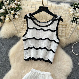 ชุดเสื้อถักโครเชต์ 2 ชิ้นสำหรับผู้หญิง ชุดลำลองสำหรับฤดูใบไม้ผลิ ชุดถักลายทางแบบไม่มีแขนสำหรับวันหยุด - Product Image 4