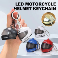 Porte-clés Casque Lumineux Personnalisé en Gros, Pendentif Portable Disponible, Porte-clés Casque Moto LED, Cadeaux Promotionnels Créatifs