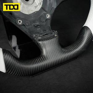 Volante TDD de Fibra de Carbono Mate con Empuñadura de Cuero Blanco Liso Compatible con Maserati Ghibli Quattroporte Levante Personalizado - Product Image 2