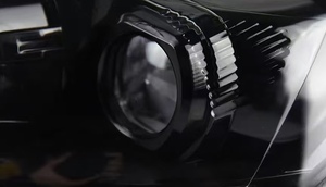 Gruppo Fari Anteriori a LED di Alta Qualità con Lente Modificata e Luce di Marcia Diurna per Ford Focus 2009-2011 - Product Image 5