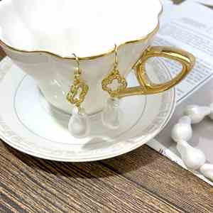 Colección Verano 2025, Brazalete de Perlas de Imitación Barrocas Asimétricas, Estilo Retro Francés Medieval para Mujer, Collar Clásico con Cuentas - Product Image 2