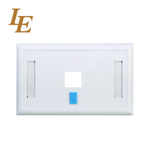 Plaque frontale ABS blindée <span class=keywords><strong>RJ45</strong></span> femelle 4 ports 120x80mm avec prise Keystone pour réseau télécom intérieur - Product Image 1