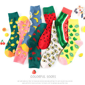 महिलाओं के कार्टून फल कला कपास मोजे एंटी-बैक्टीरियल क्रू लंबाई सर्दियों गर्म सांस लेने योग्य ट्यूब मोजे निर्माता थोक - Product Image 4