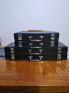 200 300 500 पीएस क्ले पोकर चिप पु चमड़े के मामले एल्यूमीनियम केस कस्टम बनाया लोगो थोक - Product Image 4