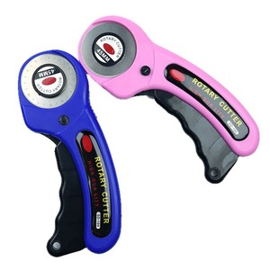 Taglierina Rotante Industriale in ABS da 45mm per Patchwork, Pelle, Fionda, Elastici, Taglio Tessuti, Manico Personalizzabile, Supporto ODM - Product Image 4