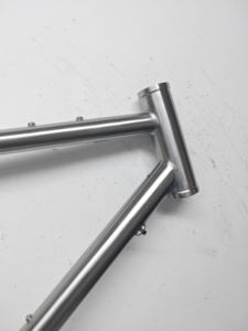 Cadre de vélo de gravier en titane <span class=keywords><strong>700C</strong></span> le plus récent avec conception de frein à disque à montage IS - Product Image 4