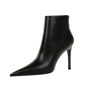 Botas de invierno para mujer, Botines de tacón alto de PU negros con punta de Punta personalizada para mujer - Product Image 4