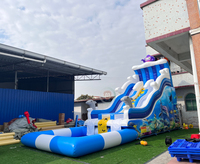 Château gonflable d'extérieur avec grands toboggans aquatiques gonflables pour enfants