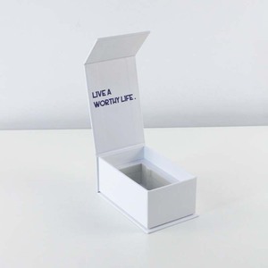 Wholesale Custom Printed Handmade Luxury Rigid Paper Cardboard Black Simple <b>Empty</b> Magnetic Closure <b>Gift</b> <b>Box</b> - Product Image 2
