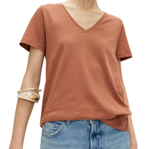 T-shirt décontracté léger à col en V pour femme, en coton tricoté résistant aux plis, design uni à manches courtes, emballage compact - Product Image 3