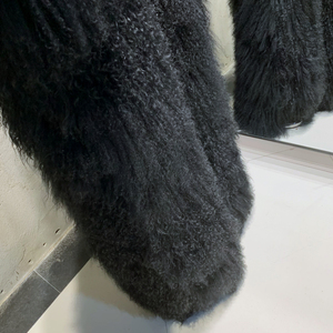 Cappotto da <span class=keywords><strong>donna</strong></span> con collo a girocollo lungo 2025 pelliccia di pecora morbida e morbida pelliccia nera - Product Image 4