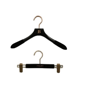 Premium Custom Logo Luxury <strong>Wooden</strong> <strong>Coat</strong> Suit Jacket Hanger for Wardrobe Single Tier Display <strong>Stand</strong> - Product Image 1