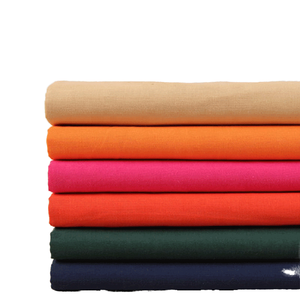 Tela Popelina de Algodón Orgánico 100% Peinado y Tejido, 32x32 68x68, Teñido Liso, Ecológica y Suave para Bolsos y Camisas de Niños, Venta al por Mayor - Product Image 1