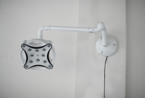 Nouveau modèle JD1700G Lampe Chirurgicale Murale Lampe de Chirurgie Vétérinaire à LED En Stock <span class=keywords><strong>Livraison</strong></span> Rapide - Product Image 3