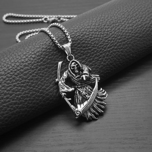 Colgantes de Acero Inoxidable 316L PVD Personalizados con Diseño de Calavera y Guadaña, Joyería Fina de Moda, Collares para Hombre, Venta al por Mayor - Product Image 4