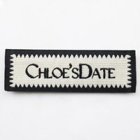 Logo personnalisé lettre nom tissé tissu Polyester étiquette cou coudre sur étiquette marque Satin chemise vêtement étiquettes pour vêtements