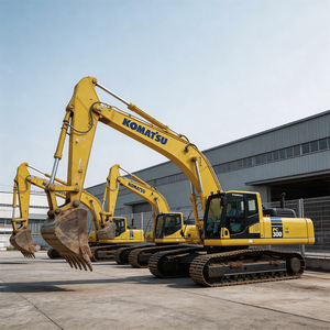 Excavadora de cadenas Komatsu PC300 usada, en estado original, pocas horas de trabajo, rentable, con abundantes repuestos en stock. - Product Image 3