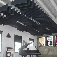 Plafond suspendu acoustique décoratif PET à absorption acoustique Panneau de nuages Baffles acoustiques en fibre de polyester Carreaux de plafond acoustiques