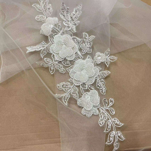 Aplique de Tela de Encaje con Flores 3D y Pedrería de <span class=keywords><strong>Alta</strong></span> <span class=keywords><strong>Costura</strong></span> para Tocado de Novia, Capa, Velo, Motivo de Flor para el Cabello - Product Image 1