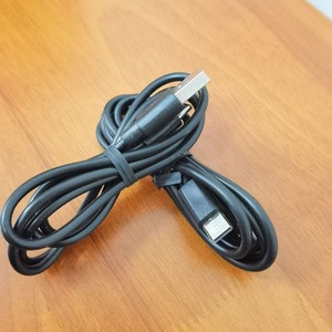 Cable de carga USB Innobo de 1m para dispositivos Android, Huawei y Apple, cable de sincronización de datos con revestimiento de PVC y conductor de cobre - Product Image 4