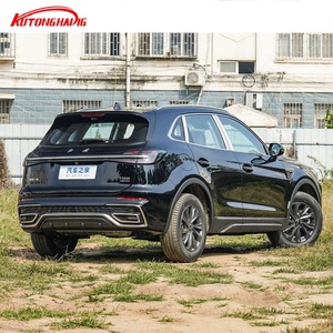 Hongqi HS5 2025 Nouveau SUV à essence 2.0T Turbo transmission automatique à 8 vitesses FWD/AWD SUV de luxe de taille moyenne acheter <span class=keywords><strong>en</strong></span> <span class=keywords><strong>ligne</strong></span> - Product Image 5