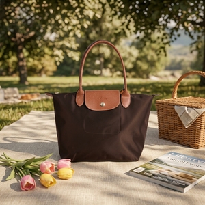 Sac fourre-tout et sac à bandoulière <span class=keywords><strong>Hion</strong></span> simple, grande capacité, en tissu nylon avec doublure en polyester, fermeture à bouton et fermeture éclair, pour femme - Product Image 1