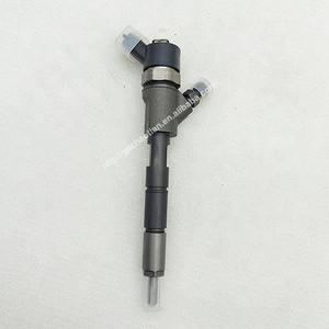 อะไหล่รถขุด PC138US-8 หัวฉีดน้ำมันเชื้อเพลิงรถขุด 6271-11-3100 0445110307 หัวฉีดน้ำมันเชื้อเพลิงเครื่องยนต์ 4D95 - Product Image 2