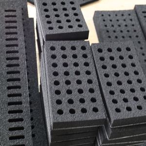 ถ้วยดูดสุญญากาศแบบฟองน้ำสำหรับงานอุตสาหกรรม รุ่น 130*500-3R18-H20 สำหรับสภาพแวดล้อมที่ต้องการความทนทานสูง - Product Image 3