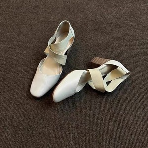 Cross-Strap Casual Hollow-Heel Ballet Pumps Retro Versatile 2026 New Style <b>Closed</b>-<b>Toe</b> <b>Sandals</b> with Straps - Product Image 2