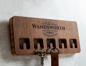 JUNJI pannello <span class=keywords><strong>personalizzato</strong></span> con montaggio a parete in <span class=keywords><strong>legno</strong></span> nomi di famiglia incisi personalizzati per portachiavi - Product Image 2