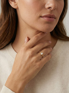 แหวนแฟชั่นสตรี แหวนเปิดทรงสี่เหลี่ยมวงรีเรียบง่ายสแตนเลสสตีล - Product Image 4