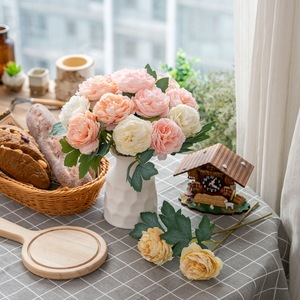 Fleur de pivoine artificielle unique en soie de haute qualité pour la décoration de mariage, de maison et de fête - Product Image 1