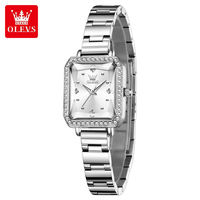 Montre-bracelet élégante pour femme, style italien, avec breloques, mouvement à quartz, et bracelet en acier inoxydable personnalisable (module de sangle DIY)