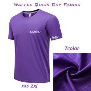 Camiseta Deportiva Unisex <span class=keywords><strong>de</strong></span> Corte Regular 100% Poliéster 180g, Venta al Por Mayor, Logotipo Personalizado Impreso en Serigrafía 3D, Tejido Liso - Product Image 1