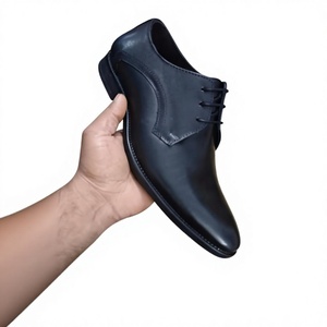 Bottes en cuir BS International BI-01, modèle Chalice, aspect standard, qualité durable, chaussures imperméables, très tendance, en cuir véritable. - Product Image 2