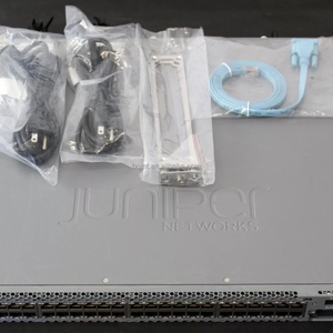 ไฟร์วอลล์ Juniper SRX300 รุ่นใหม่ล่าสุด อุปกรณ์รักษาความปลอดภัยยุคใหม่ พร้อมรองรับ VPN สำหรับการเชื่อมต่อเครือข่ายระดับองค์กร มีสินค้าในสต็อก - Product Image 4