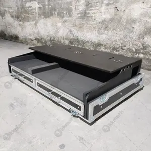 kkmark customized flight lidded road case for a Chamsys MQ250M lighting console