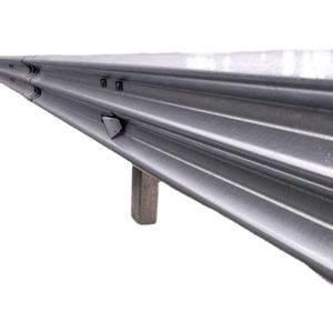 Barrière de sécurité <span class=keywords><strong>anti</strong></span>-collision AASHTO M180, garde-corps autoroutier en acier galvanisé à double/triple vague avec protection de niveau - Product Image 1