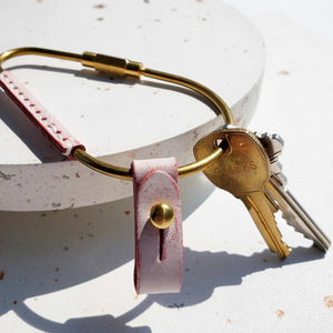 Cross-border PU <b>leather</b> brass carabiner <b>keychain</b>, simple retro pacifier stud key pendant, car <b>keychain</b> - Product Image 3