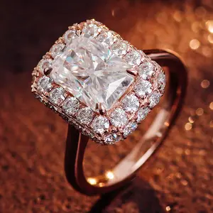 大型辐射切割钻石Moissanite，带圆形光环设计结婚订婚戒指10k 14k 18k女性金戒指