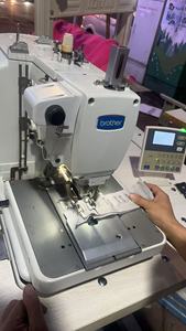 Nueva Máquina <span class=keywords><strong>de</strong></span> Coser Electrónica <span class=keywords><strong>Brother</strong></span> 9820 para Ojales y Botones - Product Image 6
