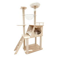 Arbre à chat avec lit intégré et poteaux à gratter, grand structure d'escalade peu encombrante