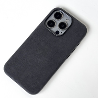 Coque de téléphone en cuir suédé véritable de luxe avec logo personnalisé pour couverture arrière de téléphone portable magnétique 15 16 17 pro Max